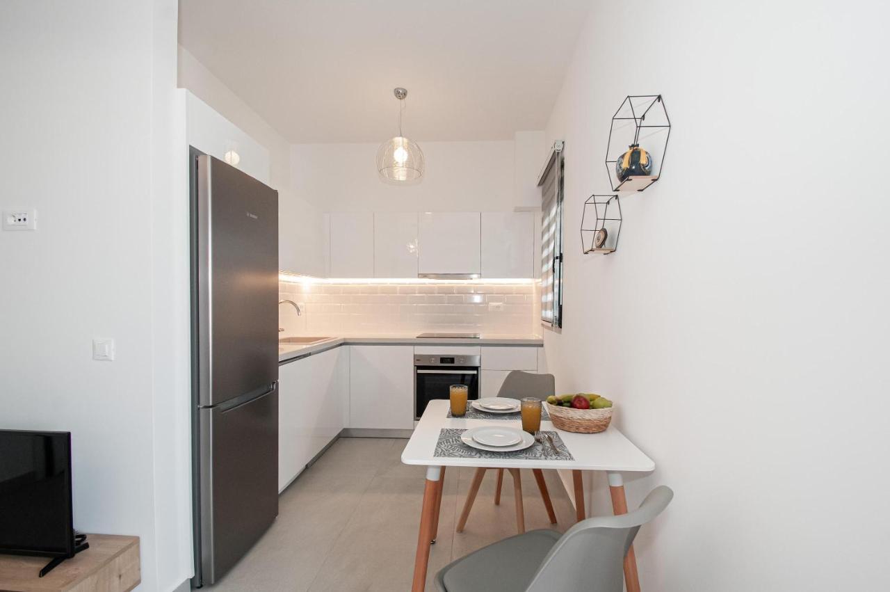 Anesis Town Apartments Rhodes City Екстер'єр фото