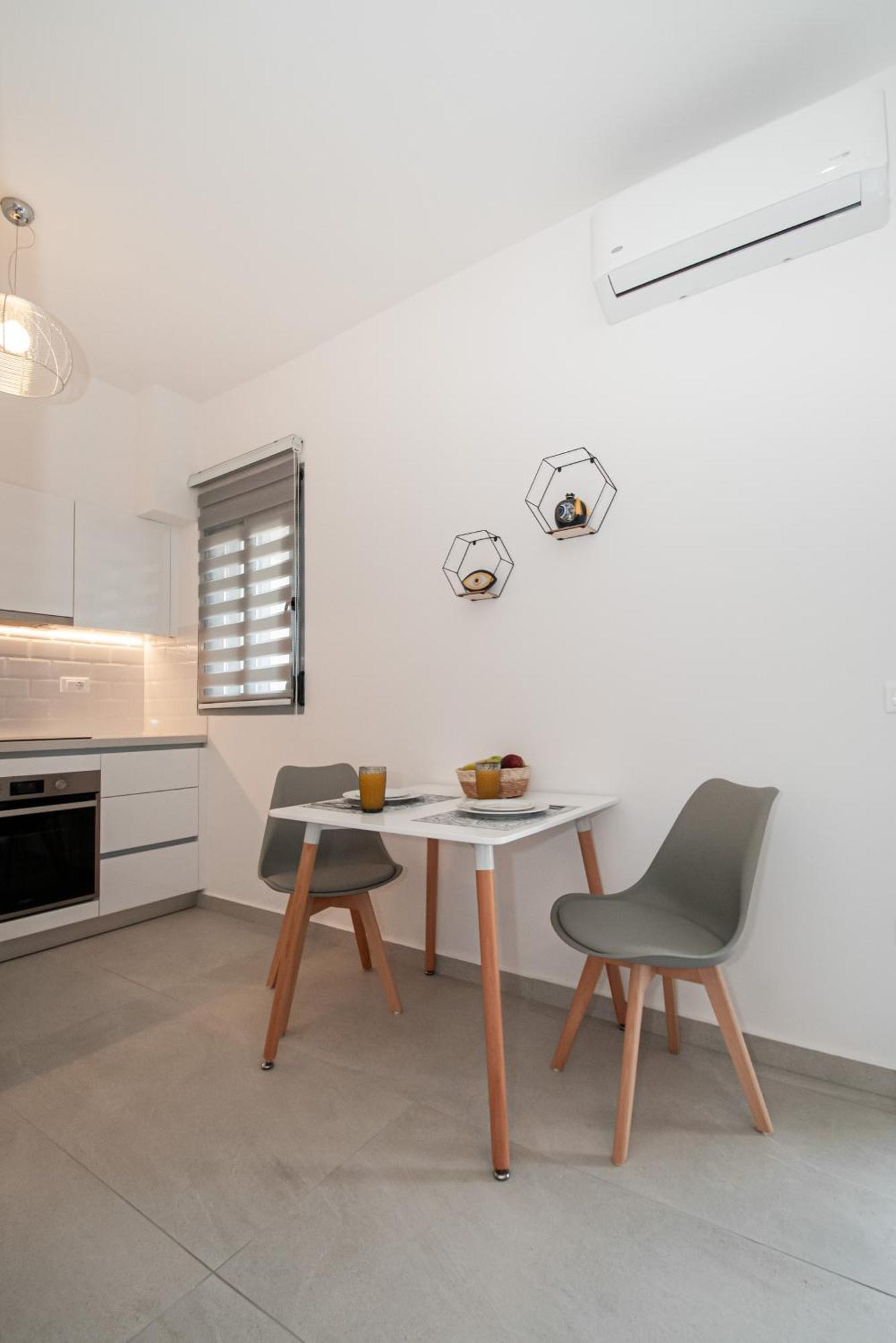 Anesis Town Apartments Rhodes City Екстер'єр фото